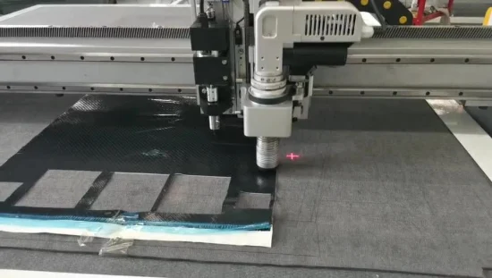 Solución de corte CNC Máquina cortadora de cuchillos preimpregnados de fibra de carbono Cortadora CNC